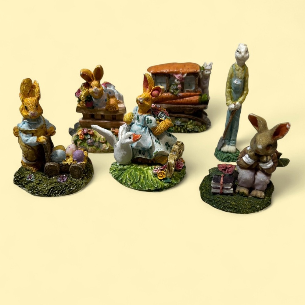 Adorable Vintage Easter Bunny and Friends Figurine Set - Picture 3 of 6